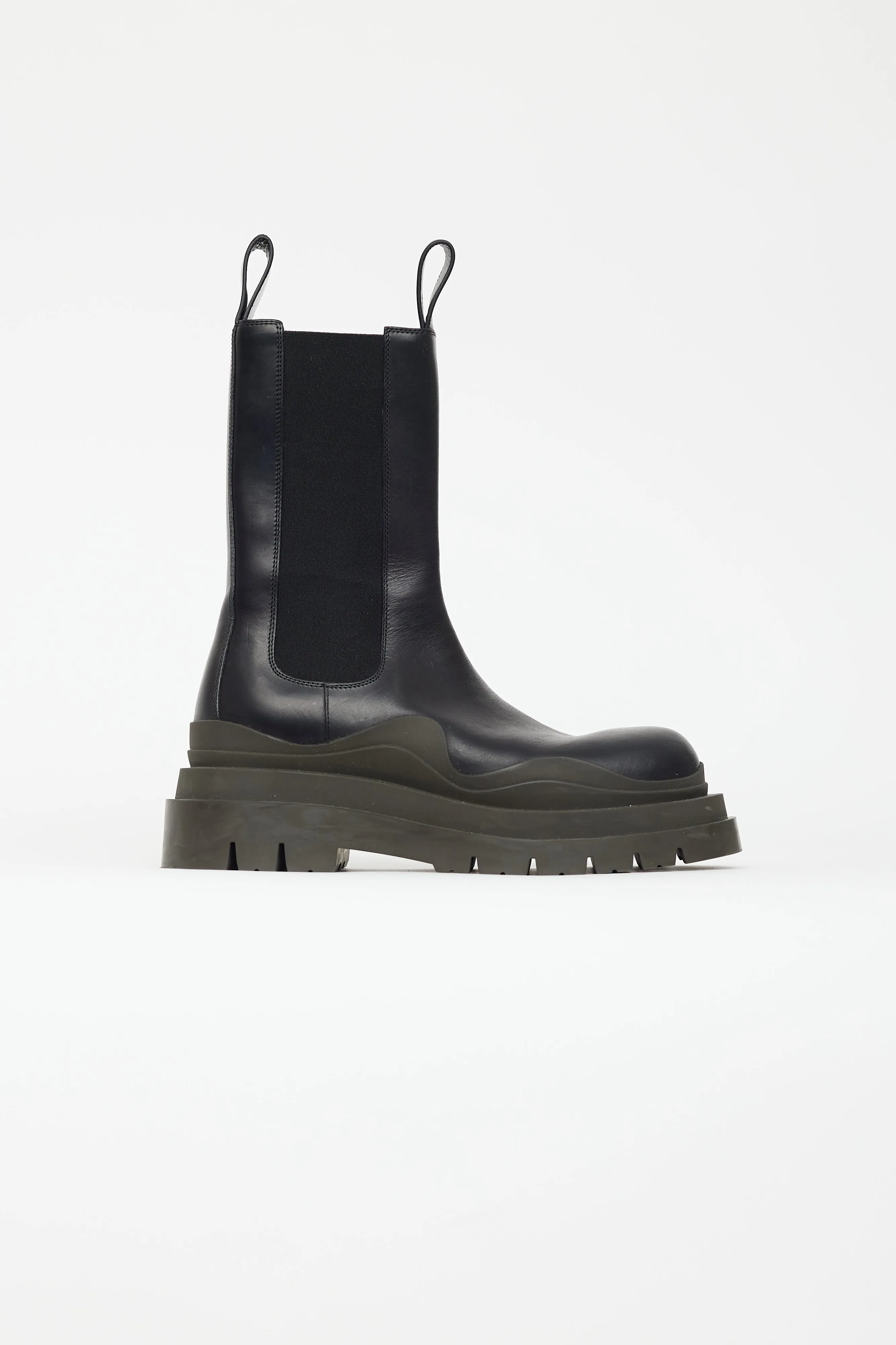 Black Leather Chelsea Tire Boot
