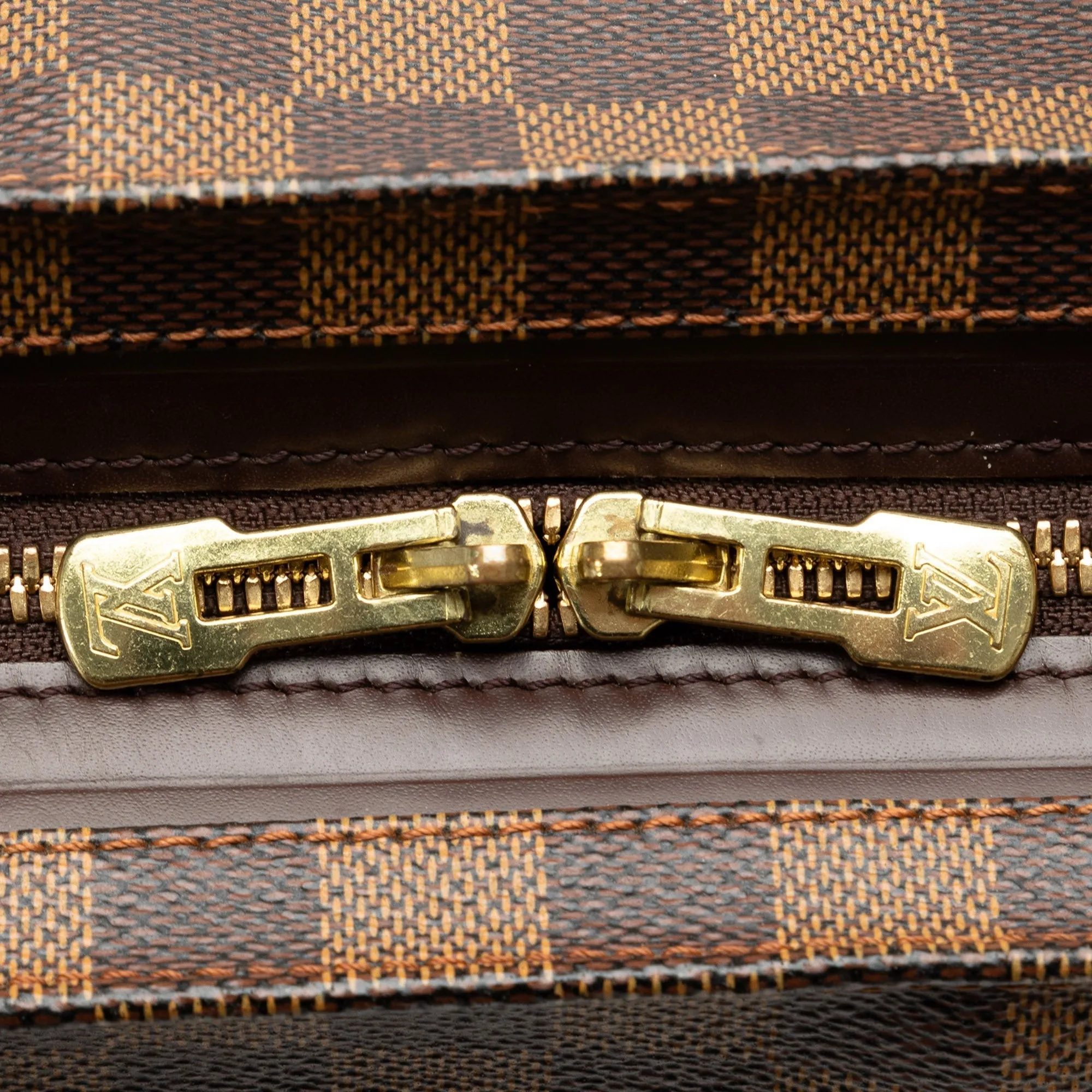 Brown Louis Vuitton Damier Ebene Chelsea Shoulder Bag